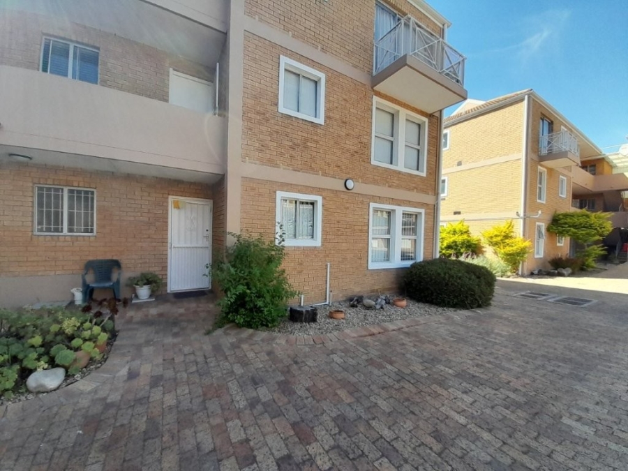2 Bedroom Property for Sale in Durbanville Western Cape